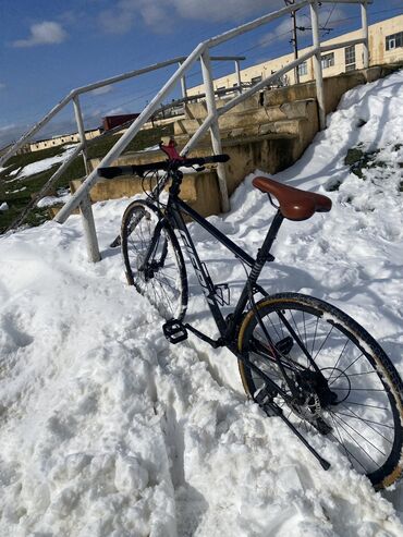 sadə velosiped: Yeni Şəhər velosipedi Giant, 28", sürətlərin sayı: 21, Ünvandan götürmə