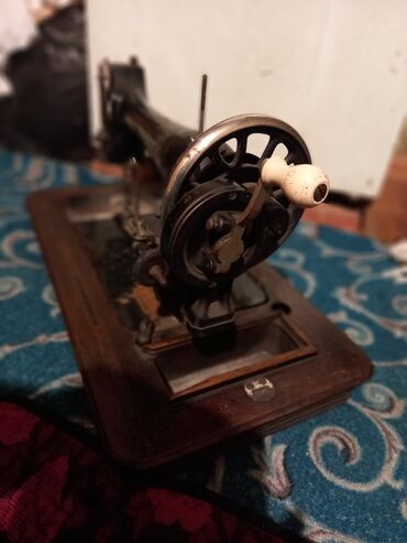 машинка швей: Швейная машина Механическая, Ручной