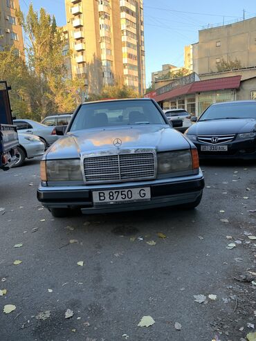 мото хонда: Mercedes-Benz W124: 1989 г., 2 л, Механика, Газ, Седан