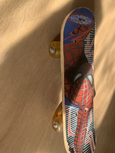 Маски, очки: Uşaq skeytbordu – Hörümçək Adam (Spider-Man) dizaynlı - Gövdə