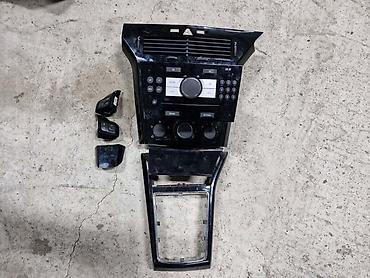 jos: PIANO BLACK KONZOLA KOMPLET ZA OPEL ASTRA H | Svi delovi za Opel — 1