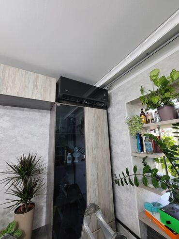 Установка кондиционеров: Установка кондиционеров. Прокладка коммуникаций ( труб ) на стадии — 13