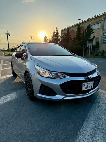 Chevrolet Cruze: 1.4 л | 2019 г. 63800 км Седан