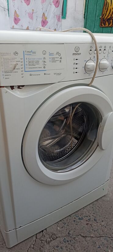 садор титан: Стиральная машина Indesit, Б/у, Автомат, До 5 кг