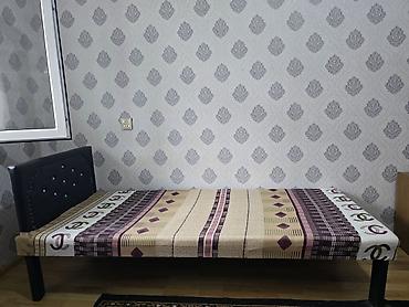 divar refleri: Tək nəfərlik çarpayı - Ölçü: təxminən 90×190 sm (tək ölçü) - Başlıq — 2