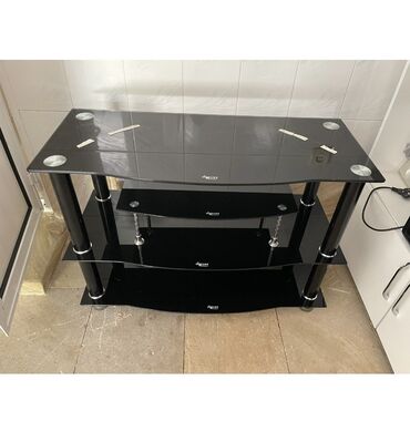 tv stand: İşlənmiş, Düz TV altlığı, Polkalı, Şüşəli, Azərbaycan