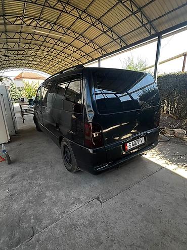 Mercedes-Benz Vito: 2001 г., 2.2 л, Механика, Дизель, Минивэн