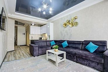 2 bedroom: 3 комнаты, Золотой квадрат, Круглосуточное заселение — 1