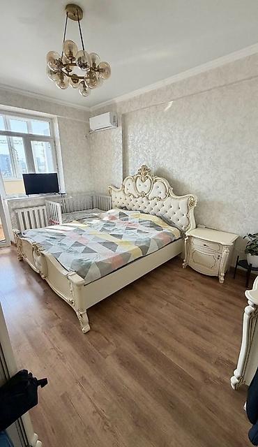 2 ком: 2 комнаты, 70 м², 8 этаж — 3