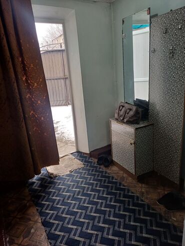 долгосрочная аренда домов в алматы без посредников: 25 м², 1 комната, Парковка, Забор, огорожен