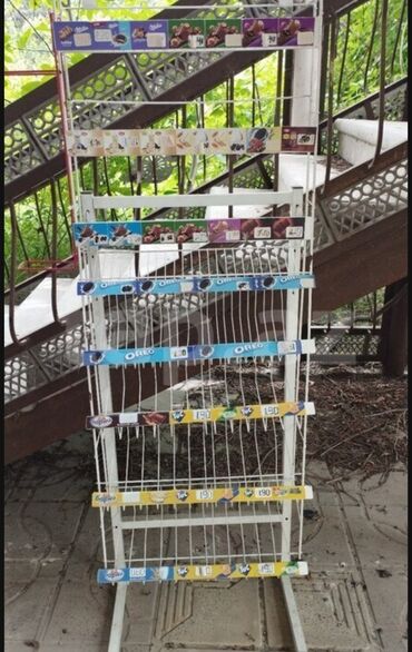 Rəf vitrinləri: Şkaf vitrin konfet Şəkidədir — 4