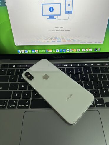 фотобокс для фото: IPhone Xs, Колдонулган, 64 ГБ, Ак, 81 %
