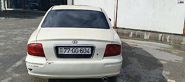 sonata 2013: Hyundai Sonata sedan - Korpus: ağ rəng, 4 qapı, aerodinamik kuzov — 4