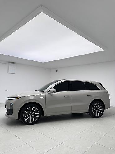 byd e6: Lixiang L6: 2025 г., 1.5 л, Автомат, Электромобиль, Внедорожник — 4