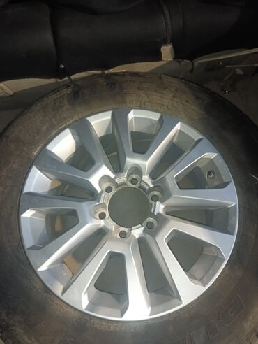 22 5 təkər: Disk təkər 265 / 60 / R 18, 6 Boltlu