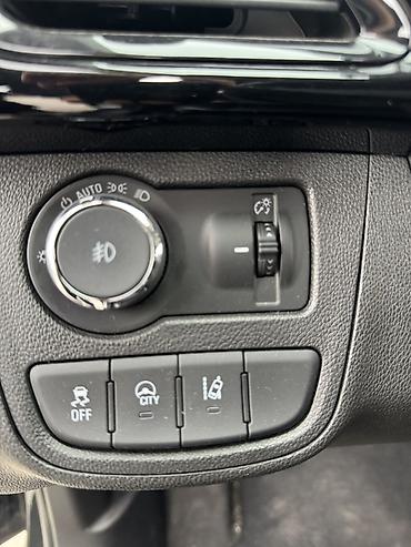 Chevrolet: Chevrolet Spark: 2018 г., 1 л, Вариатор, Бензин, Хэтчбэк — 11