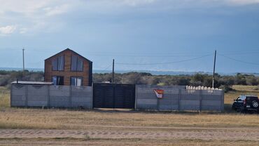 Посуточная аренда домов: 62 м², 3 комнаты — 4