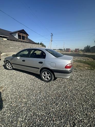 Унаа сатуу: Toyota Avensis: 2001 г., 1.8 л, Кол менен иштөөчү, Бензин, Седан — 8