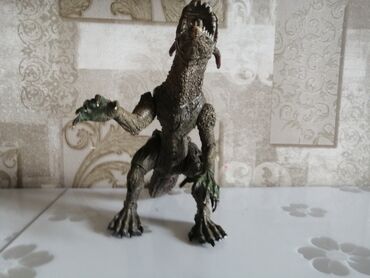 Детский мир: Динозавр дракон, цена 500