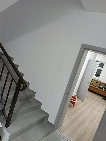 Продажа домов: Квартира берилет 1 комната баардык шарттары менен. Адрес Кара-Жыгач 2 — 2