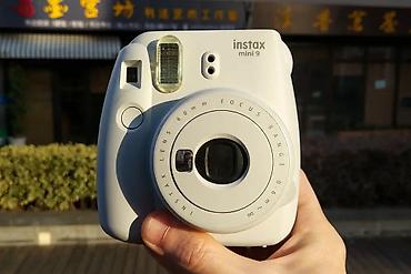 Фотоаппараты: Камера моментальной печати Fujifilm Instax Mini 9 позволяет делать — 11