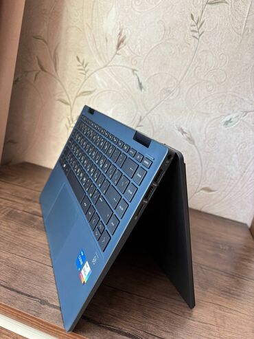 HP: Yeni HP Pavilion, 14 ", Intel Core i5, 512 GB