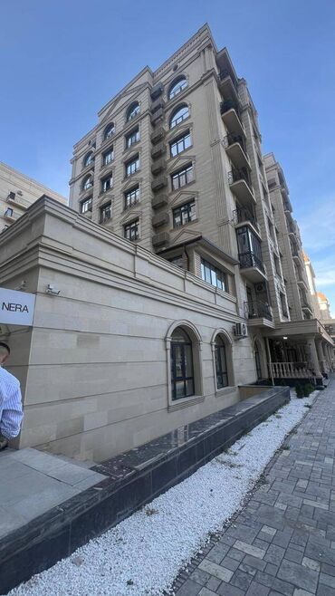 продам дом срочно бишкеке: ЖК Итальянский квартал!!! Блок Милан (ближе к ЖК Эне-Сай) Цокольный