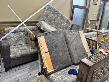 стеклянный обеденный стол: Mebel dəsti – müxtəlif elementlər - Divanlar: - Boz rəng