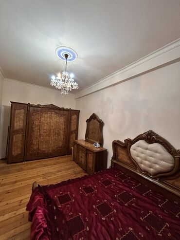 Uzunmüddətli kirayə mənzillər: Kirayə mənzil – klassik üslubda, tam mebellidir Xüsusiyyətlər: - 2 -da lalafo.az — 4 Uzunmüddətli kirayə mənzillər: Kirayə mənzil – klassik üslubda, tam mebellidir Xüsusiyyətlər: - 2 — 4