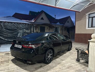 Toyota: Toyota Camry: 2021 г., 2.5 л, Автомат, Бензин, Седан