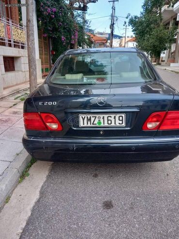 Mercedes-Benz E 200: 2 l. | 1998 έ. Λιμουζίνα