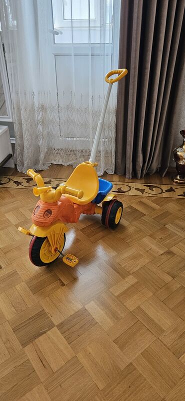 Manejlər: İşlənmiş Üç təkərli Uşaq velosipedi Vista, 14", Ünvandan götürmə