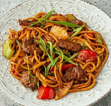 Готовые блюда, кулинария: Авторская домашняя кухня с акцентом на мясные блюда и блюда