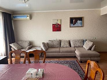 red centr: 3 комнаты, 90 м², Золотой квадрат Элитка, 9 этаж, Косметический ремонт — 1