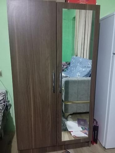 qapı və pəncərə: İkiqapılı aynalı dolab - Material: taxta teksturalı laminat/LDSP — 2