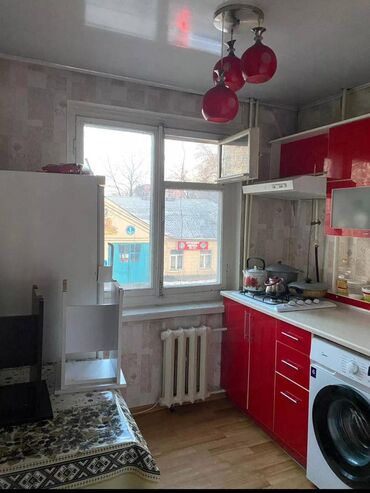 квартира эмаком: 2 комнаты, 43 м², 104 серия, 2 этаж, Косметический ремонт