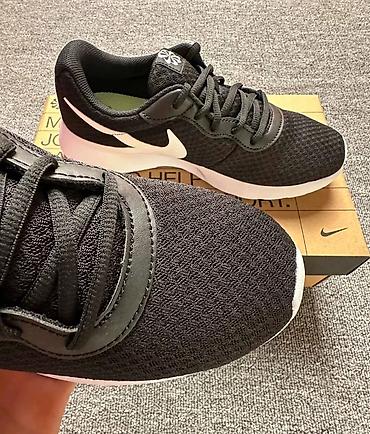 nike tempo: Мужские кроссовки, 43, Nike, Новый, цвет - Черный — 2