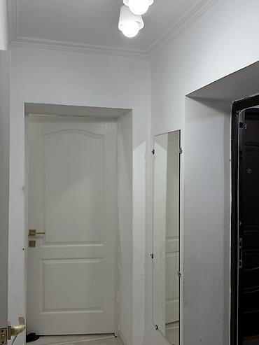 24: Продается 2 ком кВ 43 м2, не угловая, 4/4 комнаты изолированы, дом — 7