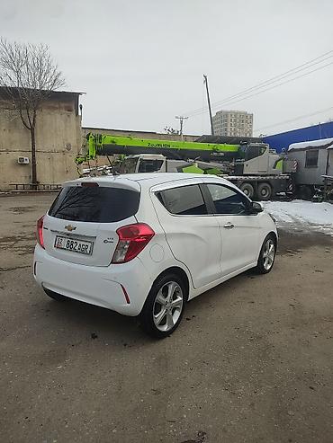 Chevrolet: Chevrolet Spark: 2018 г., 1 л, Автомат, Бензин, Хэтчбэк — 1
