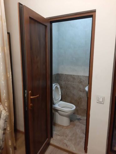 Uzunmüddətli kirayə mənzillər: Şəhərin mərkəzində, düz Torqovida 1 Otaq, 1 zal ev həm ev kimi, həm — 14