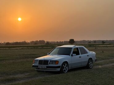 w210 крыло: Mercedes-Benz W124: 1992 г., 2.3 л, Механика, Бензин, Седан