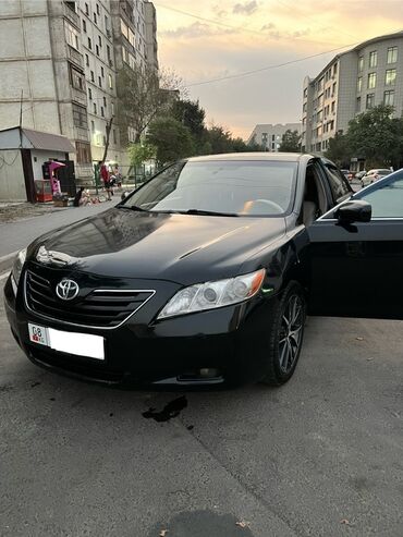 тайота камри 55 европеец: Продаю срочно ‼️ Toyota Camry, черный седан бизнес-класса. Основные
