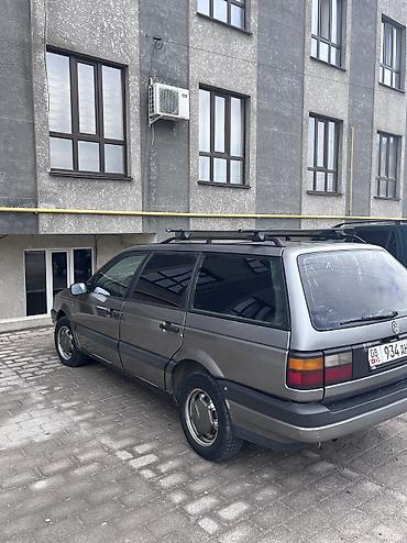 Volkswagen: Volkswagen Passat: 1988 г., 1.8 л, Механика, Газ, Универсал — 8