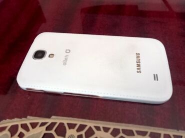телефон ml: Samsung Galaxy S4, Колдонулган, түсү - Ак, 1 SIM