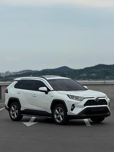 d 4d: Toyota RAV4: 2021 г., 2.5 л, Автомат, Гибрид, Кроссовер — 8