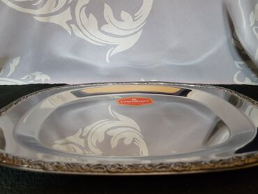 Ostalo posuđe: Oval nov,vintaz,oznaka 18/10 Cromargan za serviranje. Oval od — 12