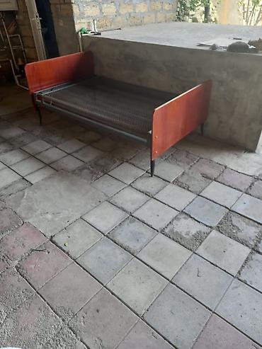 Enı 1.20
uzunu 2.10
Temız Krasnadar 
ela vəziyyətdədir