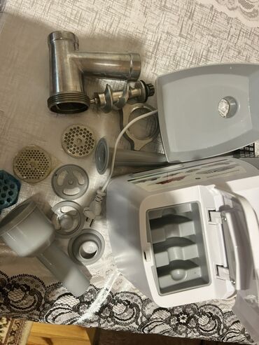 Ət çəkən maşınlar: Ət çəkən maşın Bosch, 1800 Vt, Revers ilə — 9