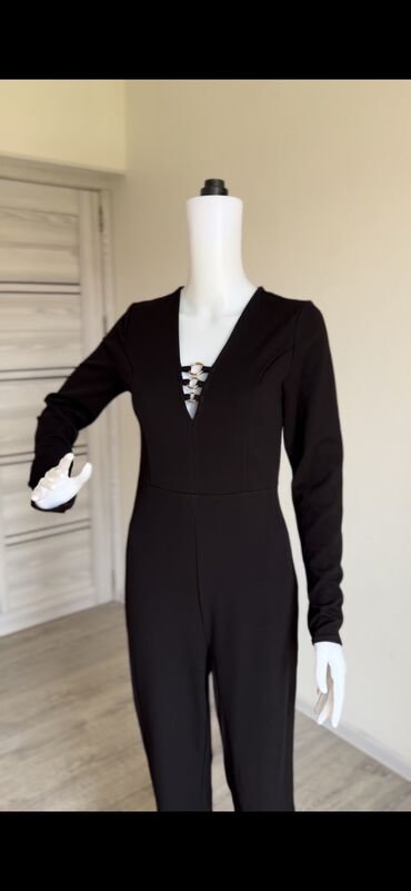 Tulumlar: Kombinezonlar. Elaqe wp -da lalafo.az — 16 Tulumlar: Kombinezonlar. Elaqe wp — 16