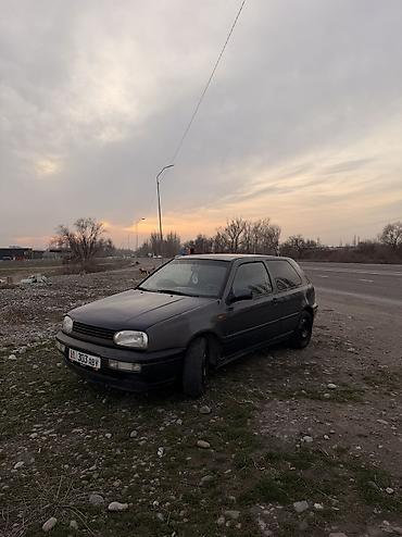 Volkswagen: Volkswagen Golf: 1993 г., 1.8 л, Механика, Бензин, Хэтчбэк — 4